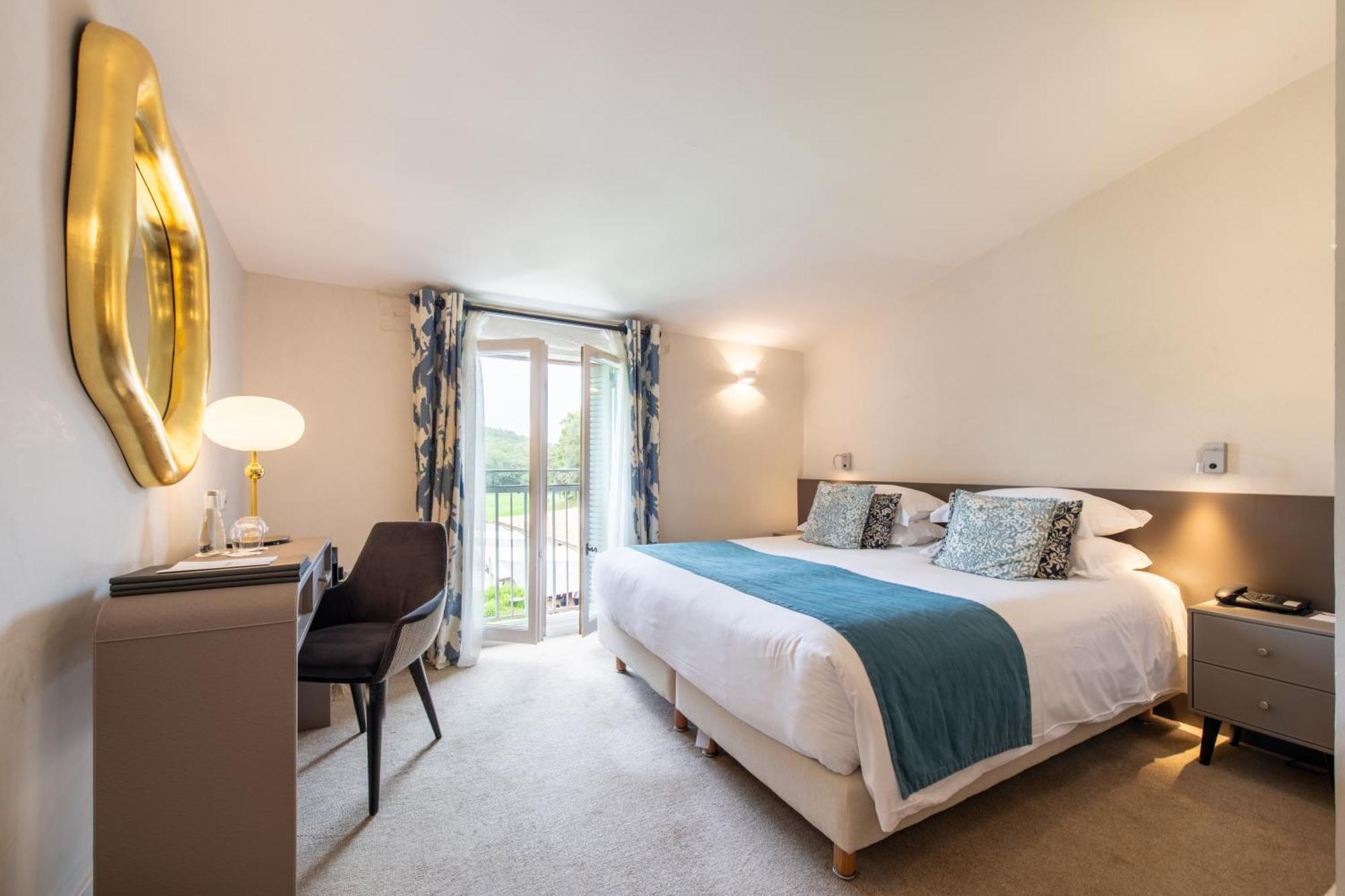 Hotel Golf & Spa Chateau De La Begude The Originals Collection فالبون المظهر الخارجي الصورة