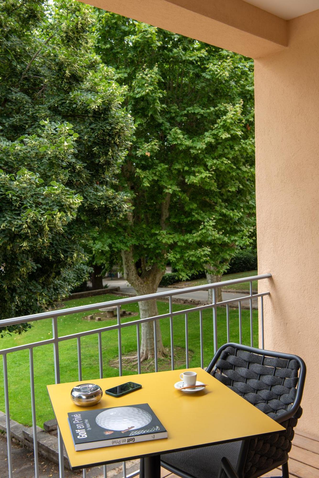 Hotel Golf & Spa Chateau De La Begude The Originals Collection فالبون المظهر الخارجي الصورة