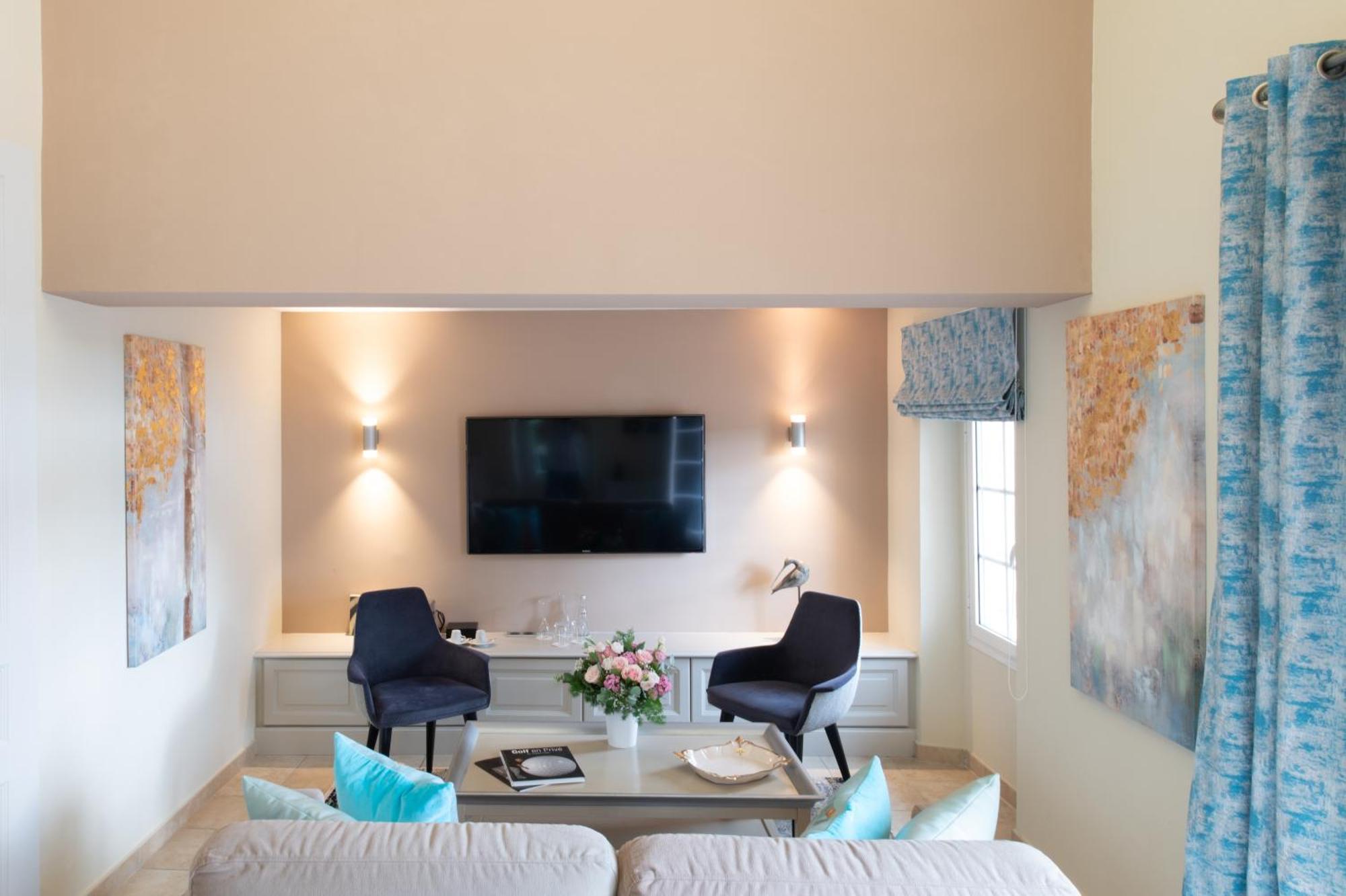 Hotel Golf & Spa Chateau De La Begude The Originals Collection فالبون المظهر الخارجي الصورة